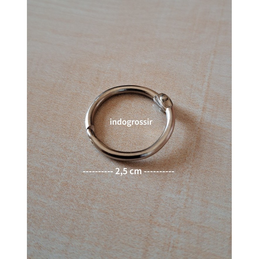 

Ring buka tutup ring binder isi 144 pcs ukuran 5 cm - 2,5 cm / 25 mm