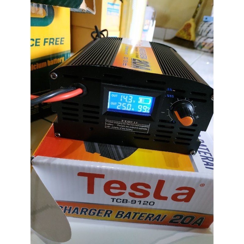 PENGECAS CHARGE CAS AKI OTOMATIS 20 AMPER 20A TESLA LAYAR LCD 20Amper CHARGE CHARGER AKI 20 AMPER