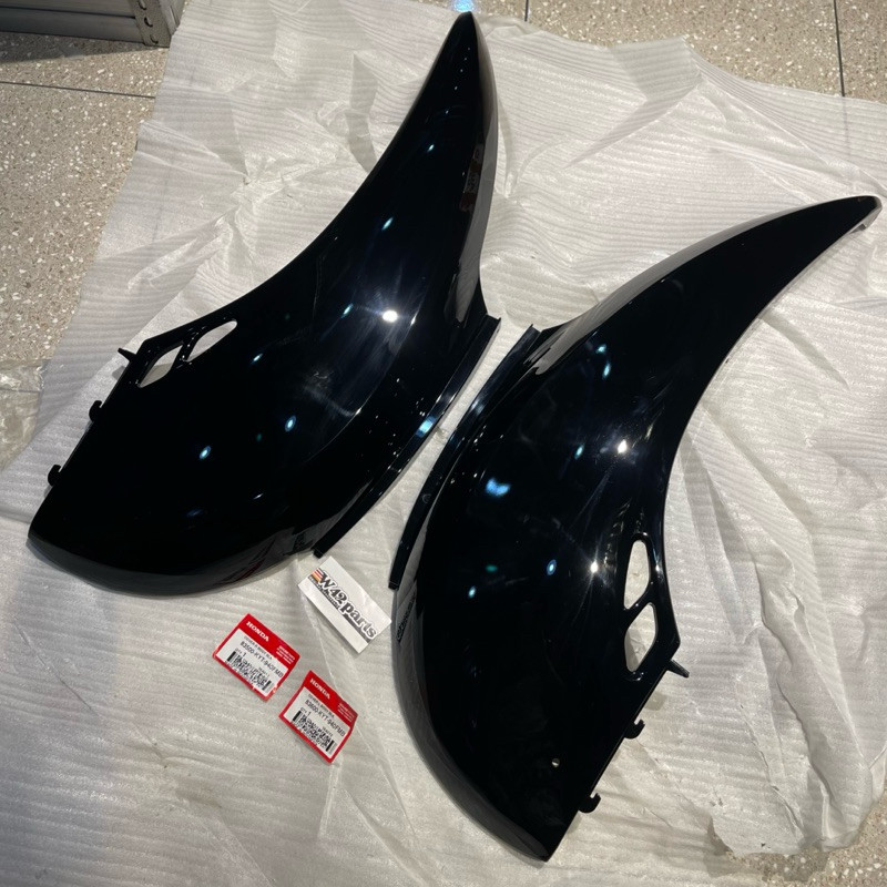 COVER BODY SAMPING BELAKANG KANAN KIRI SCOOPY KARBU HITAM ORIGINAL AHM 83500 83600 KYT 940FMB