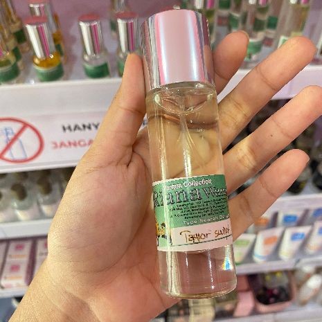RIANA PARFUM BESAR TAYLOR SWIFT