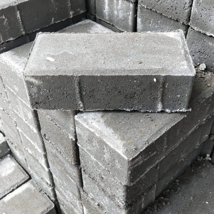 AU Paving Block Bata 6cm K250 Abu-Abu