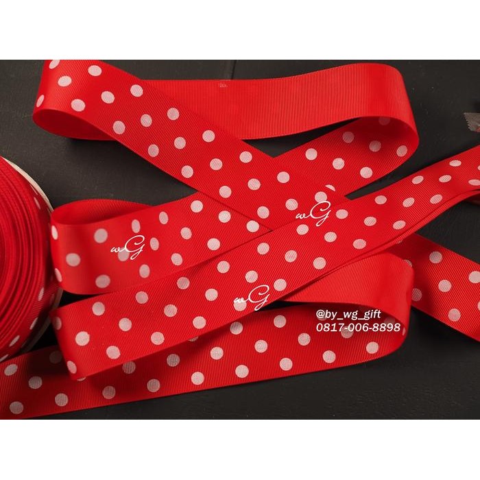 

Pita Grossgrain Merah - Polkadots Putih; Lebar 3.8 cm; Panjang 50 yard