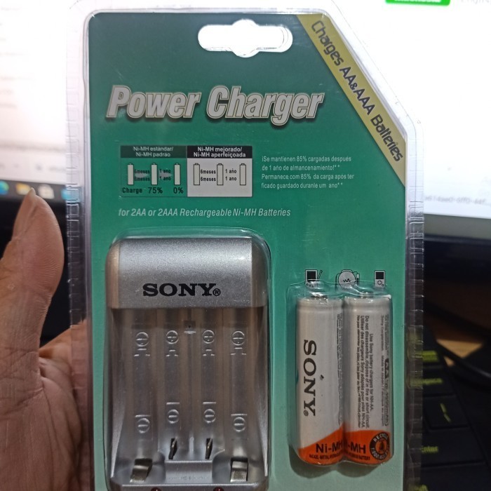 Charger Baterai A2 / A3 Power Charger SONY BONUS 2 Pcs Baterai AA Terlaris