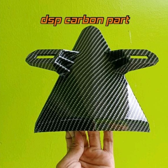 DASI ATAU DUDUKAN PLAT NOMOR CARBON HONDA BEAT , BEAT STRET BEAT NEW TAHUN 2017