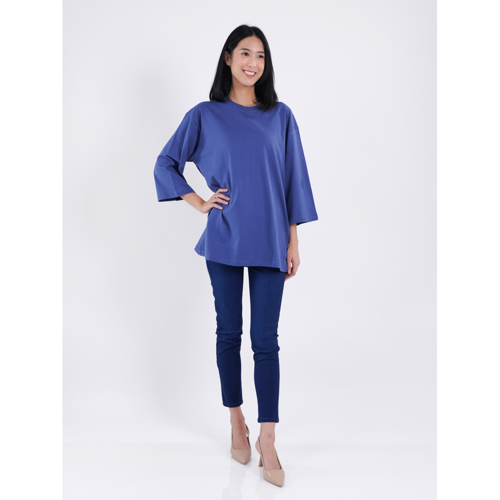 Kaos Oversized Wanita