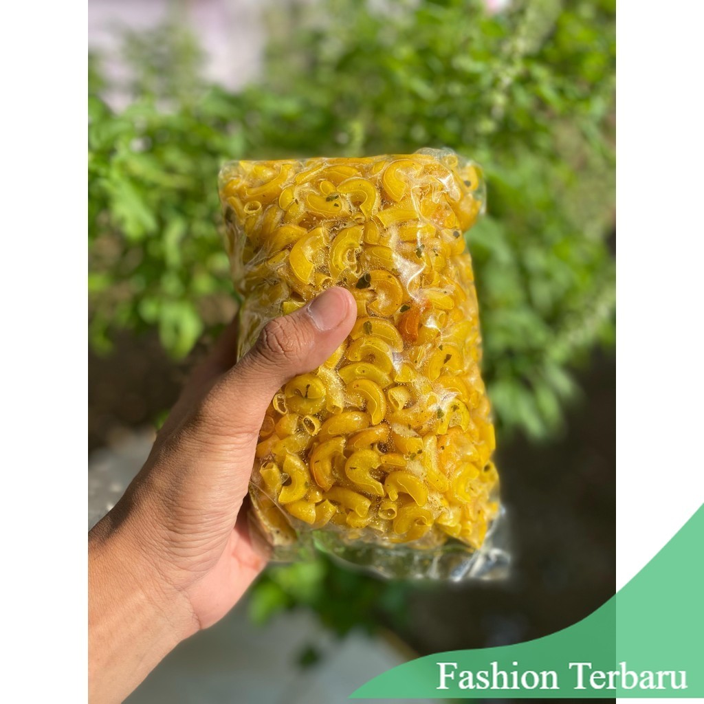 

250 Gram Makaroni Cikruh Full Bumbu Daun Jeruk Terbaru Makaroni Pedas