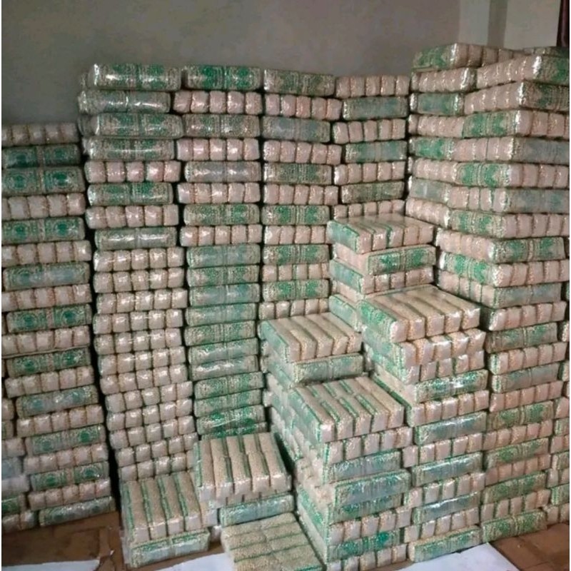 

250g Kacang Kupas mentah Khas Lebaran