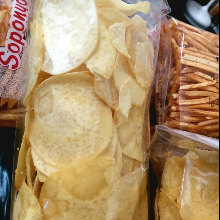 

CAMILAN VIRAL TERMURAH COD kripik talas keripik talas 1 kg kerupuk talas asin gurih pedas