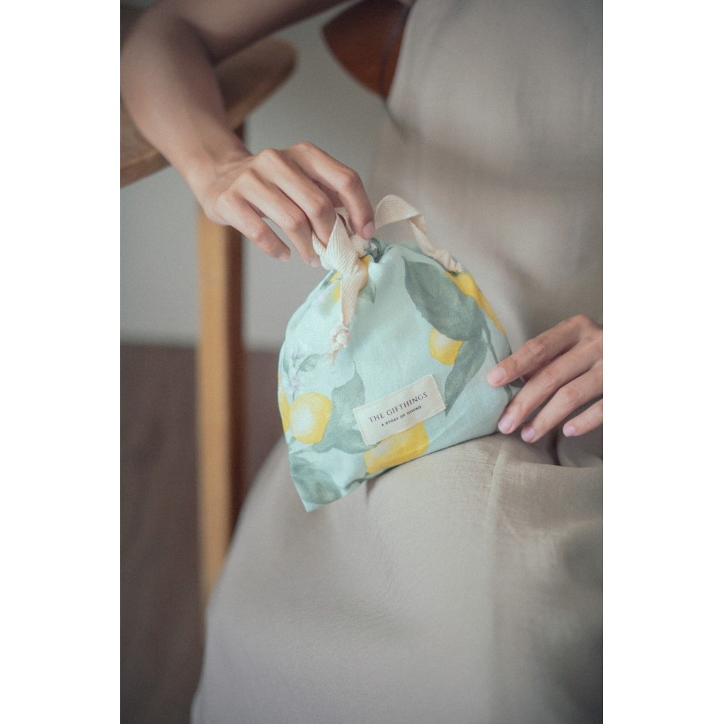 

Best Seller POP - Thegifthings travel amenities gift set / birthday hampers / wedding souvenirs / corporate package / home sanitary - Lemon