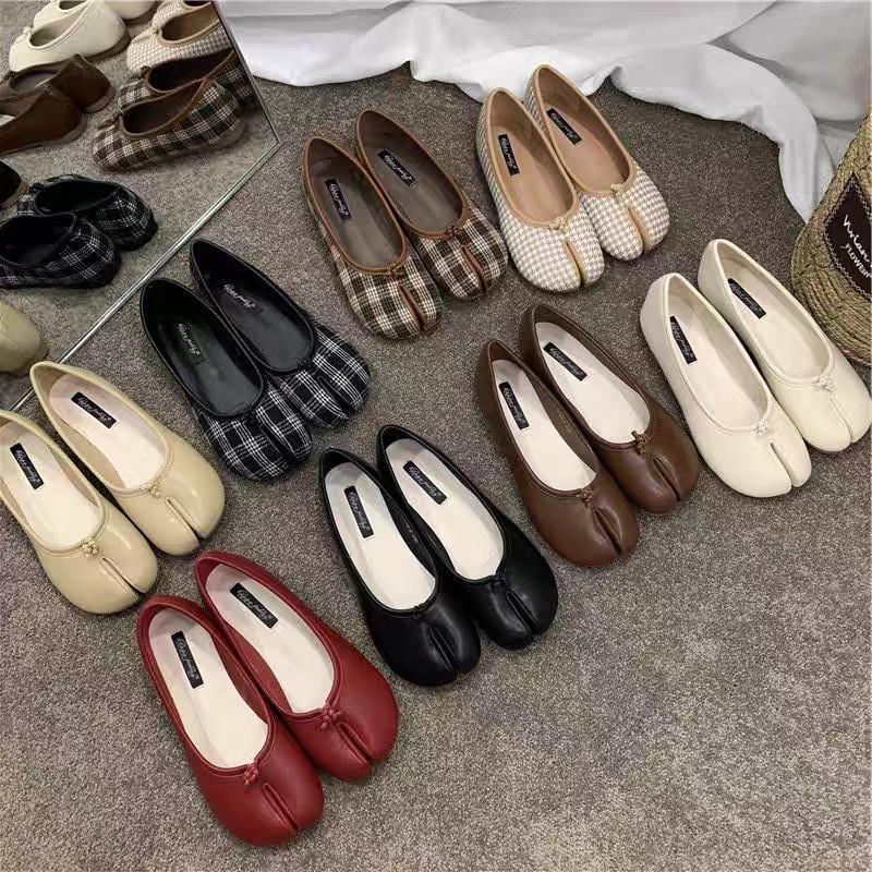 [COD READY] MANTRA Doudou Sepatu Wanita Sepatu Baru Musim Panas Split-Toed Tabi Flats Kuku Sepatu Ja