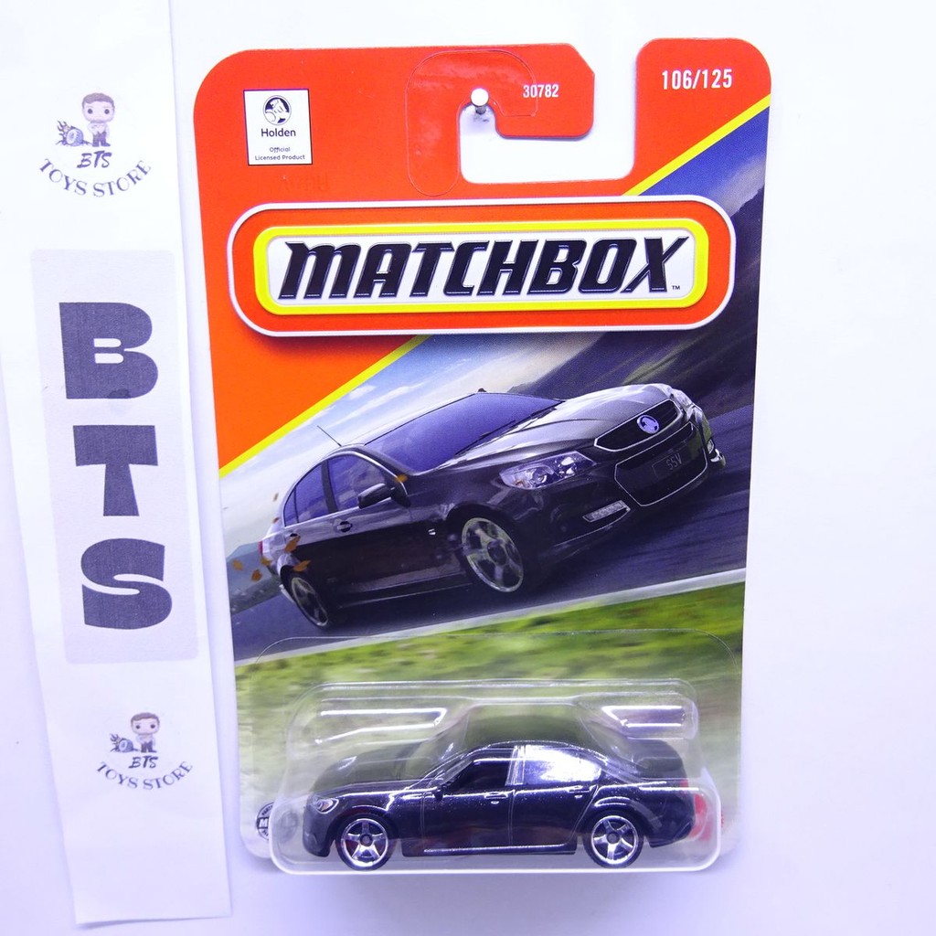 Matchbox Holden VF Commodore SSV Hitam