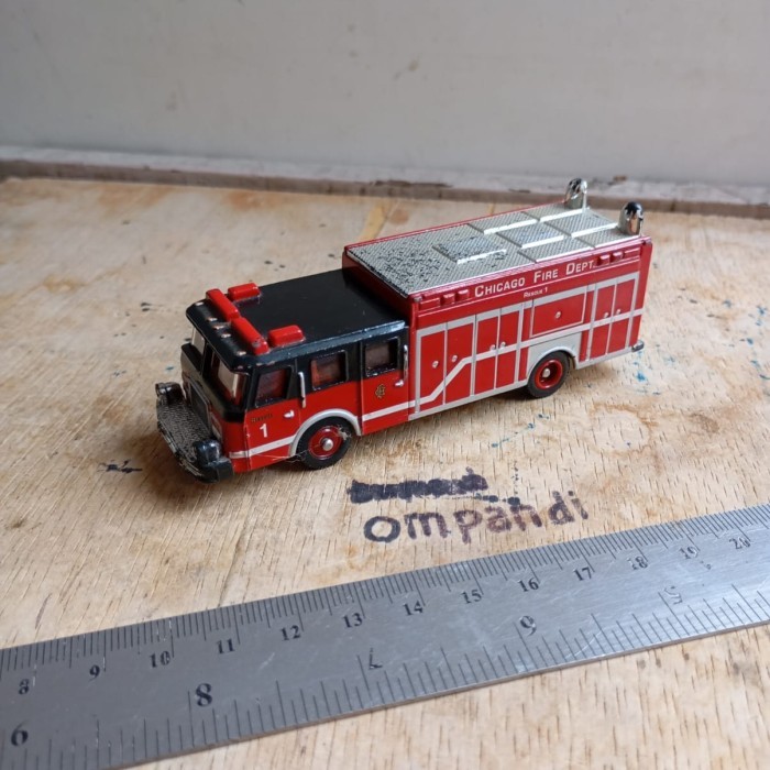 ZS34 diecast corgi kendaraan damkar vintage