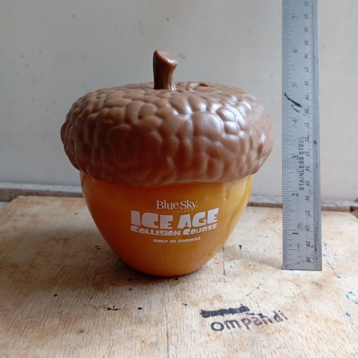 ZS35 mainan aksesoris ice age kode 01