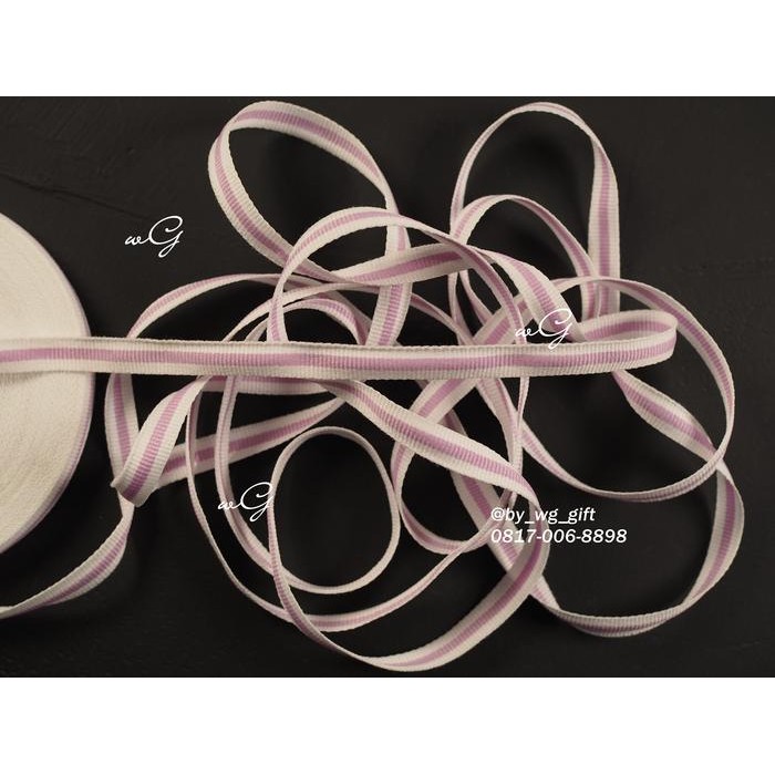 

Pita Grossgrain - Putih List Ungu ; Lebar 1 cm; Panjang 28.5 yards