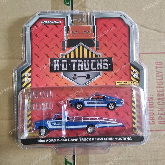 GREENLIGHT HD TRUCKS 24 - 1969 FORD F-250 RAMP & 1969 FORD MUSTANG
