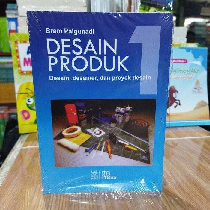 BUKU DESAIN PRODUK DESAIN DESAINER DAN PROYEK BRAM PALGUNADI