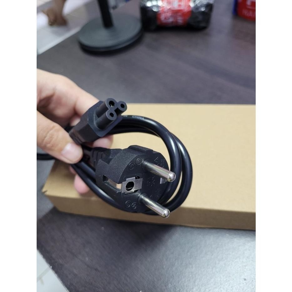 Tyche  Kabel power adaptor charger laptop MSI katana 3 lubang