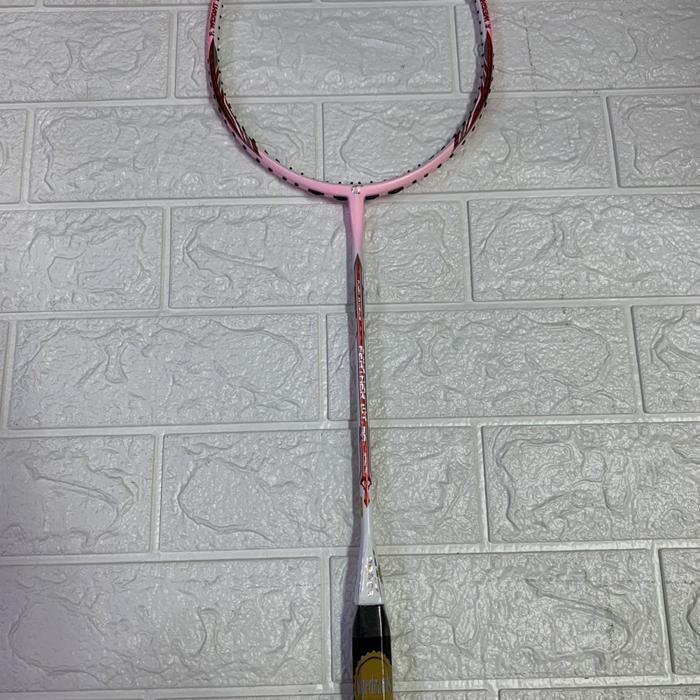Raket Badminton Apacs NEW FEATHER WEIGHT 55/ FEATHER WT 55 hanya 58grm - Pink White, Grip Saja