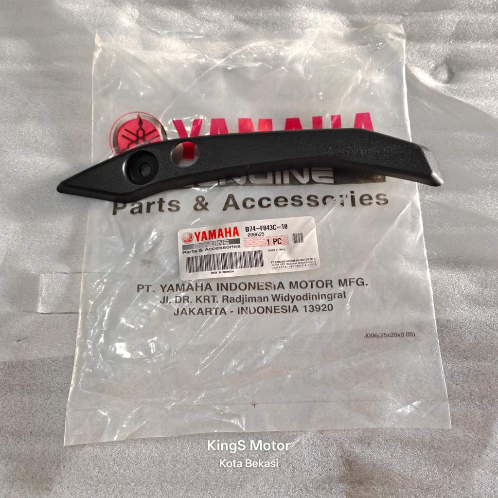 Bracket Visor XMAX X-MAX OLD 250 ABS Breket Braket Windshield LUAR KIRI KANAN B74 F842A 10 B74 F843C