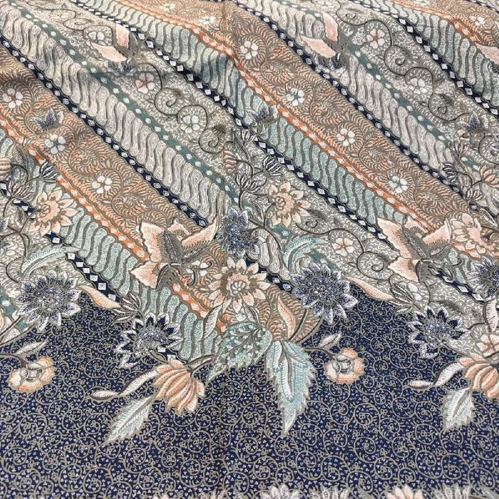 Kain batik doby motif parang buket bunga warna biru muda soft batik nusantara