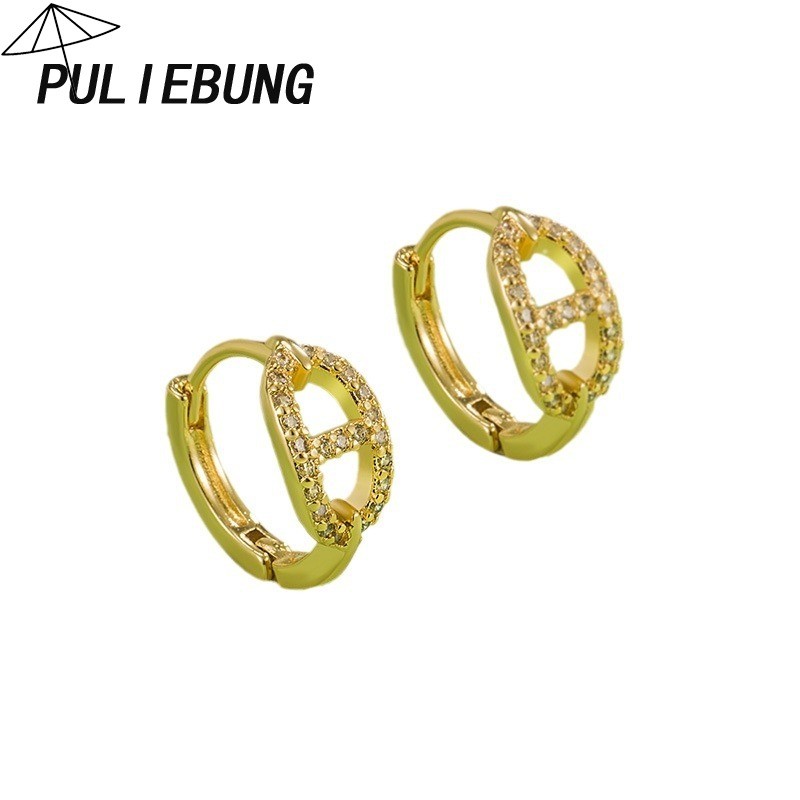 Anting-anting Berlapis Emas Dengan Hidung Babi Kecil Yang Modis Dan Bertatahkan Berlian