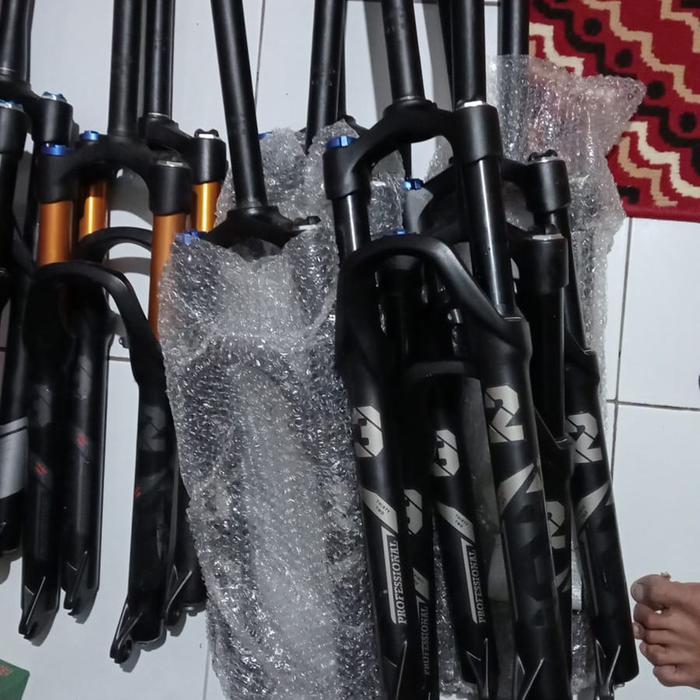 FORK ION 27.5 D5 LOCK SUSPENSION MTB SEPEDA GUNUNG