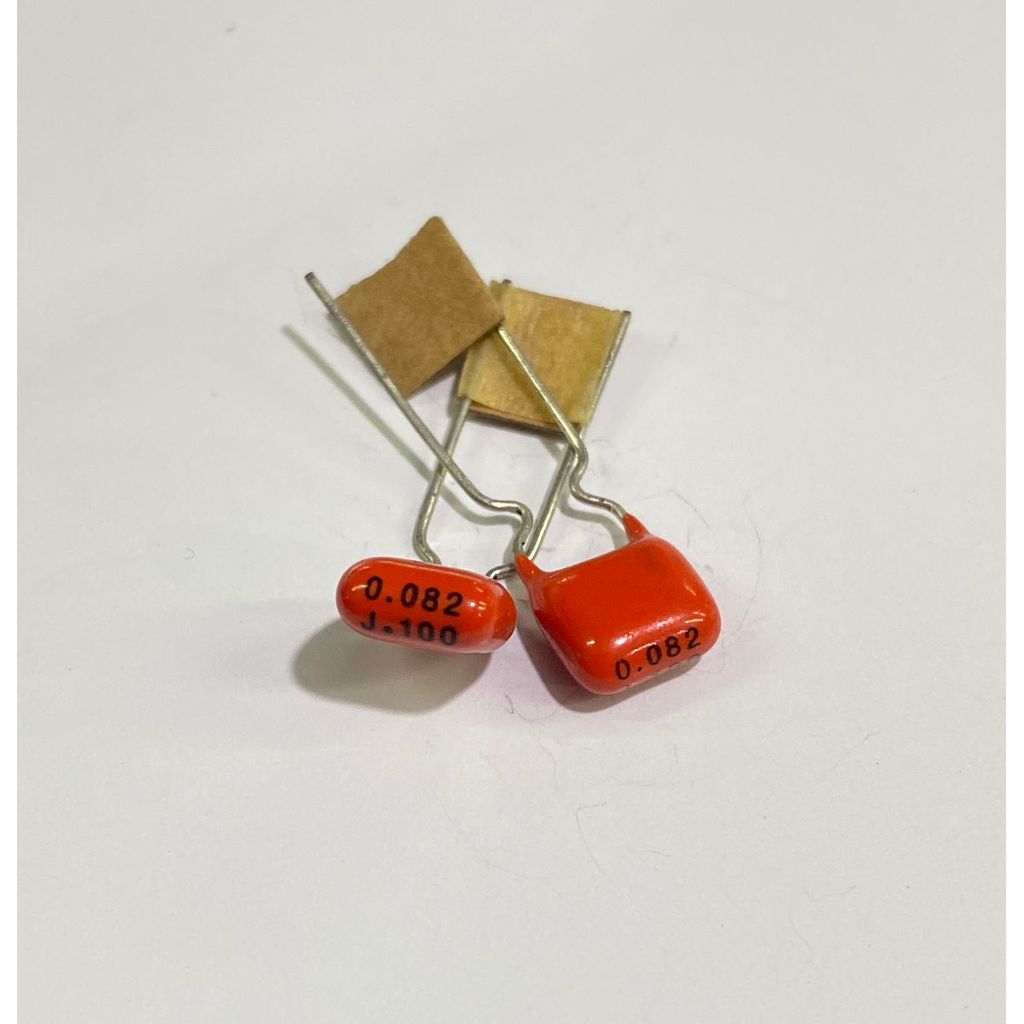 10 Pcs Capasitor Kapasitor MKT 82 NF / 0.082 UF UF 68 NF / 0.068 UF  UF 100V Kapasitor MKT [CE]