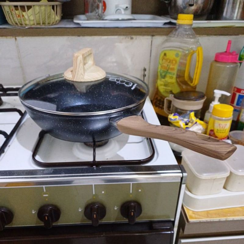 fry pan  wajan teflon wok  granite  24 CM dengan tutup
