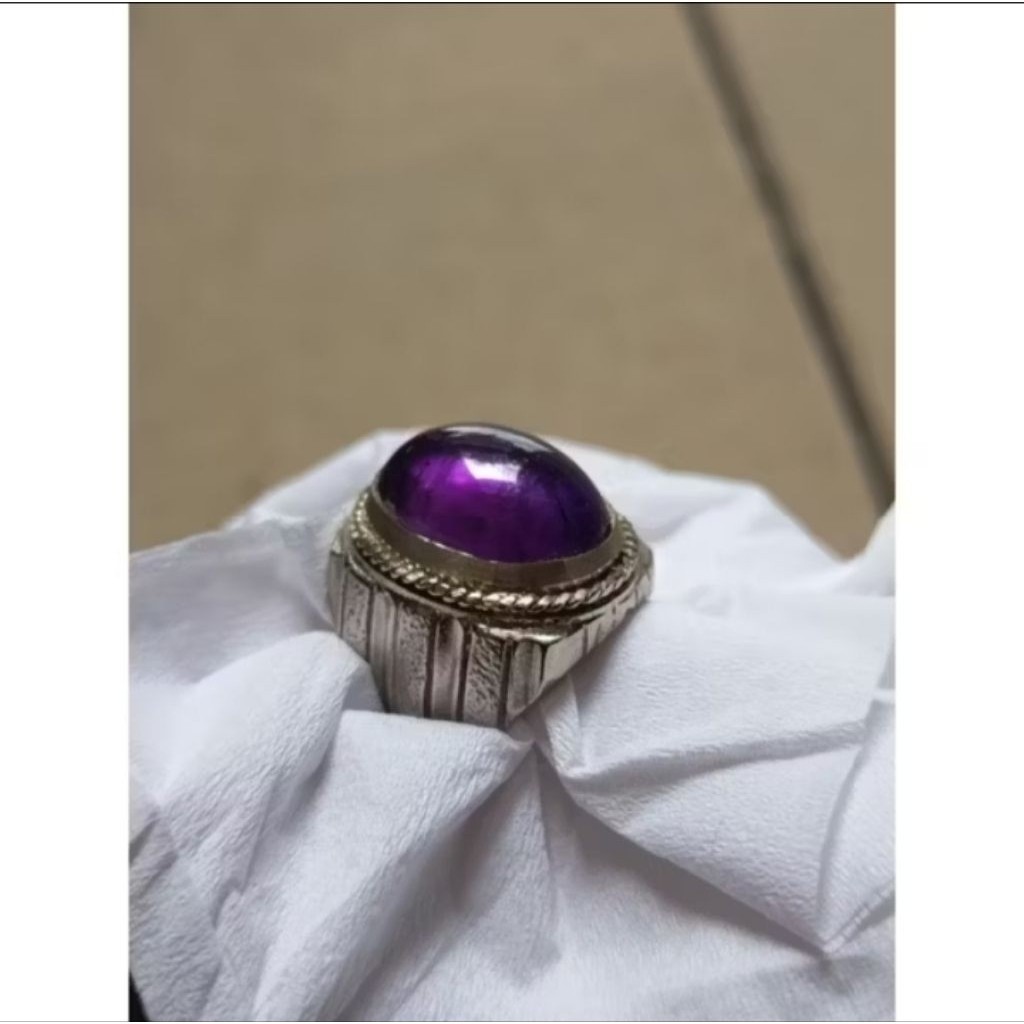 cincin batu kecubung Kalimantan