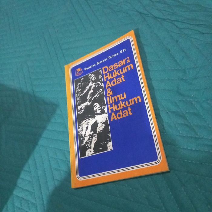 Buku Dasar Dasar Hukum Adat & Ilmu Hukum Adat