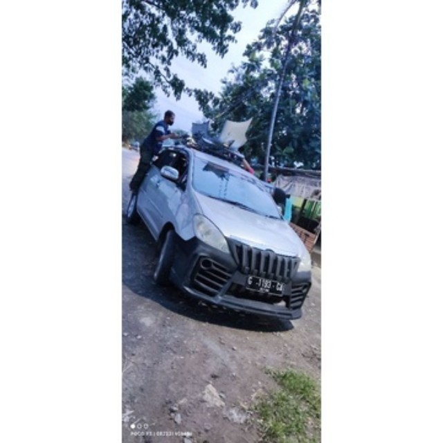 Bodykit Innova Lexus Grill Apollo 2004-2015 Bodikit