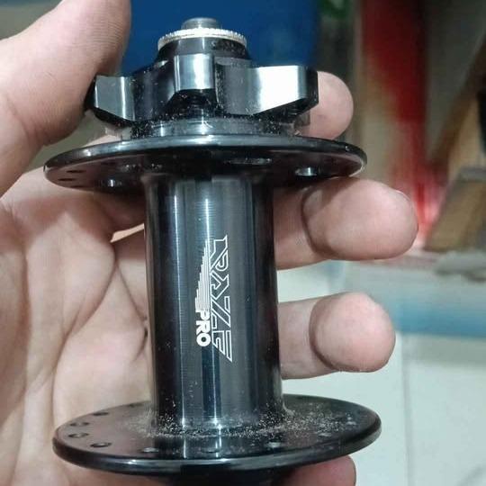 HUB DEPAN RAZE 28 HOLE 32 HOLE DISC BRAKE CAKRAM - 28 Hole Raze Pro