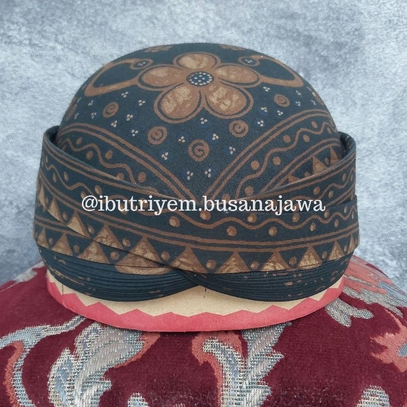 Blangkon Solo Kasatriyan Batik Kombinasi BK01
