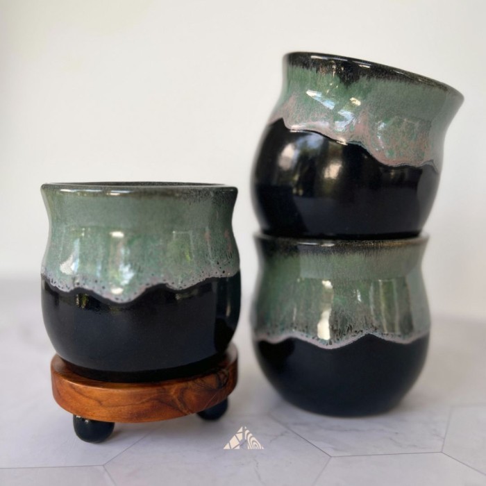 Cangkir Keramik Handmade Bentuk Unik - BEJANA cup