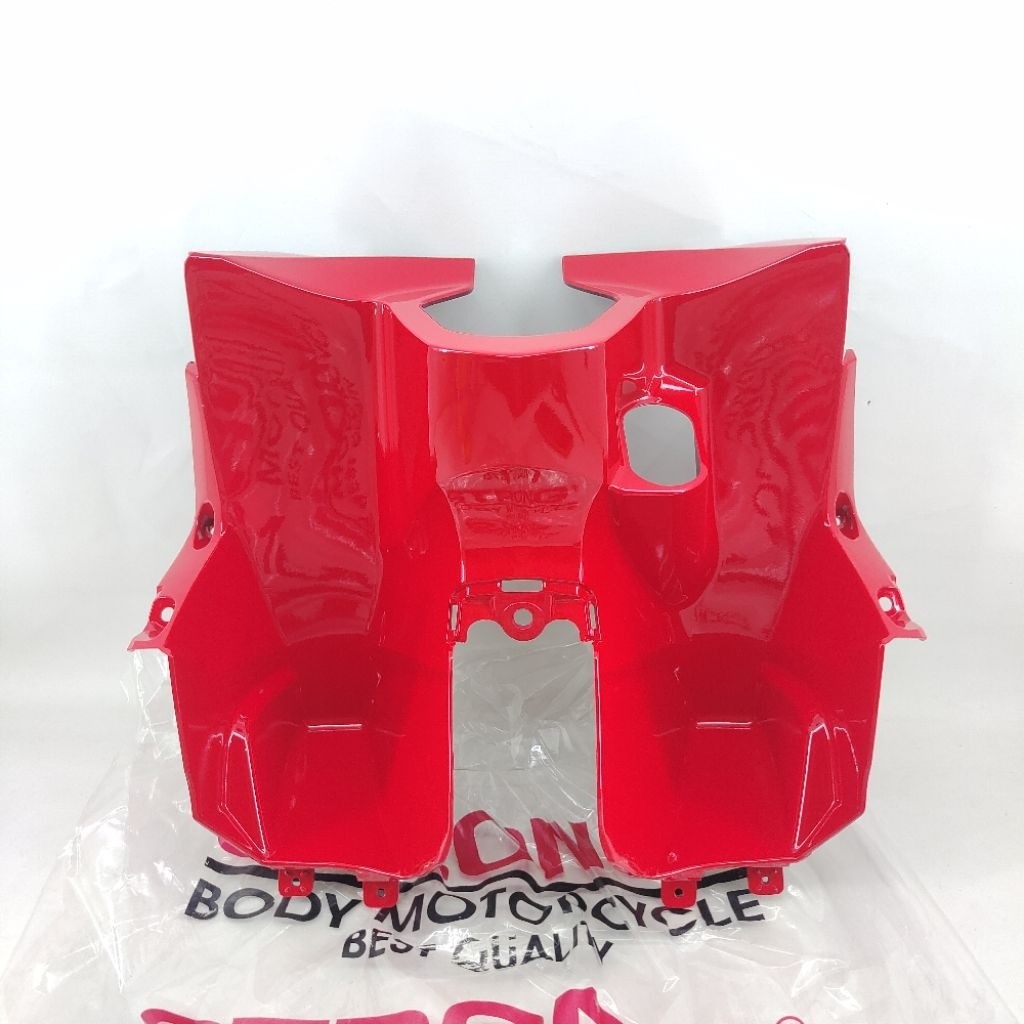 STRONG Cover Legshield Leksil Legsil Tengah Bagian Atas Kunci Dashboard Dasbor Merah Honda Vario Tec
