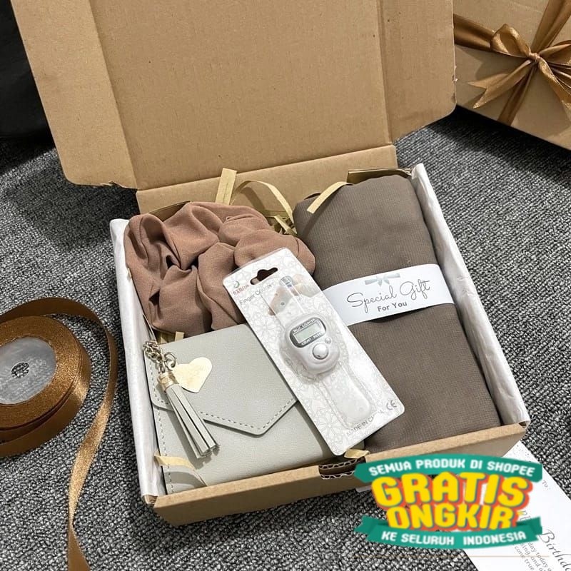 Hampers Paket Kado Cewek Hadiah Ultah Wedding Graduation / Bingkisan Elegan Keluarga kado kantor pre