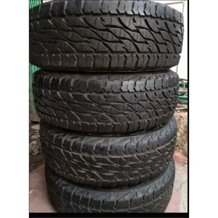 BAN MOBIL TUBLES RING 16 UKURAN 235/70 LAYAK PAKAI