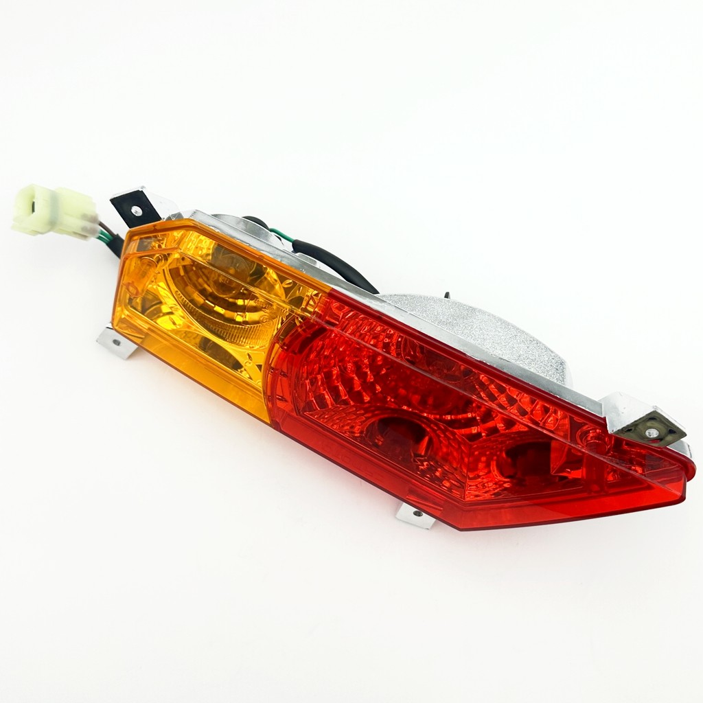 Right Taillight RH Tail Light for CFmoto CForce 800 X8 800-2 820 CF800AU-2B UForce 800 U8 ZForce 600