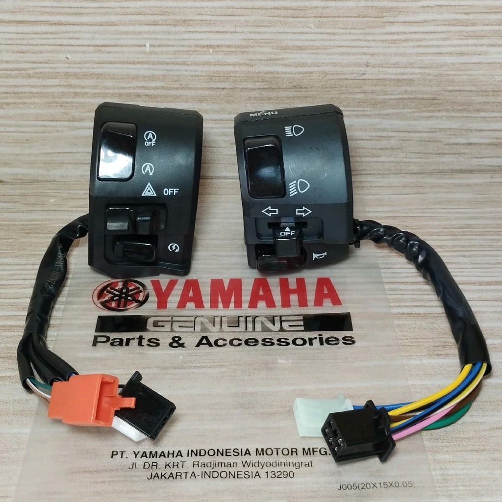 (RoarZone) Saklar switch holder Set Kanan & Kiri Motor NMAX New 2020
