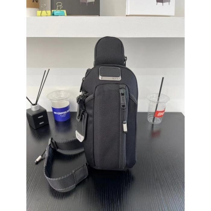 TAS T U M I ESPORTS SLING BAG BODYBAG SELEMPANG