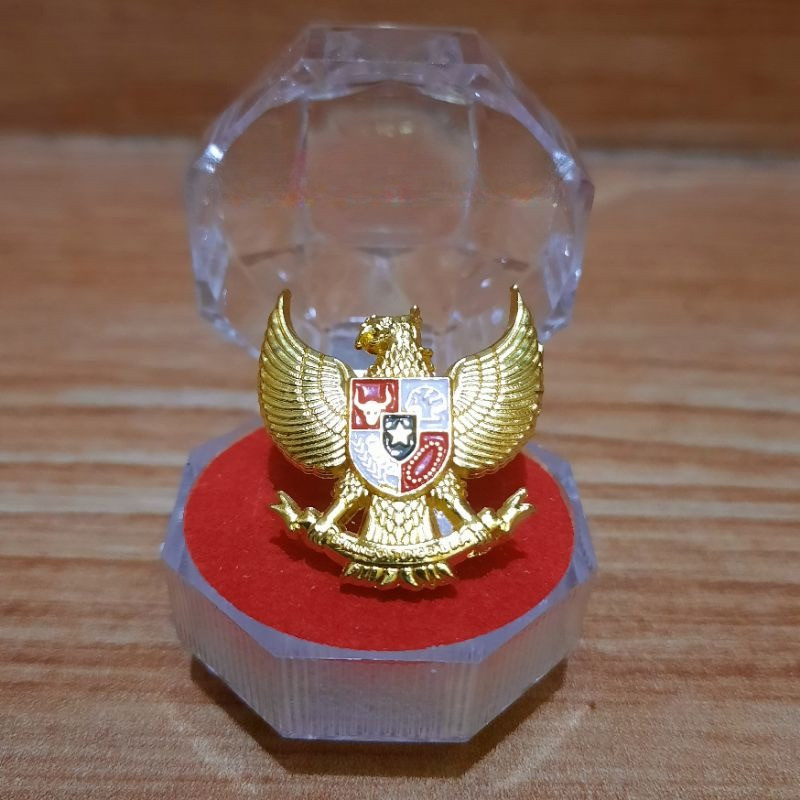 Pin Garuda Kuningan Magnet Cor 2,5cm Pin Garuda Kuningan Magnet