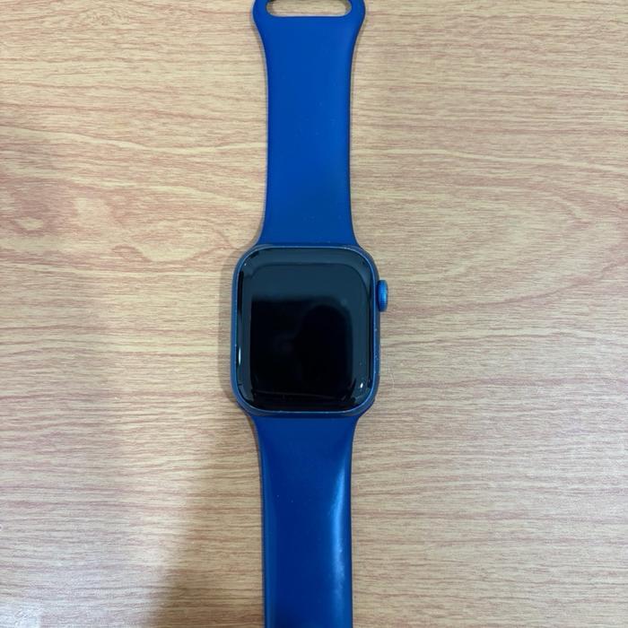 Apple Watch series 7 41 MM second