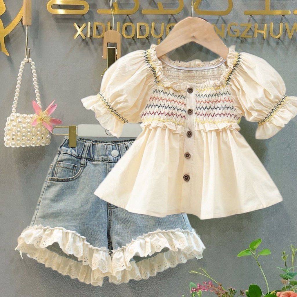 Girls' Summer New Lace Collar Puff Sleeve Shirt and Denim Shorts Two-Piece Set