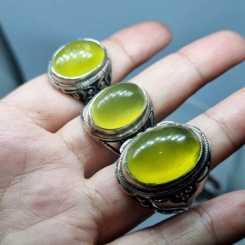 Cincin Yellow Serpentine / Batu Akik Yellow Serpentine