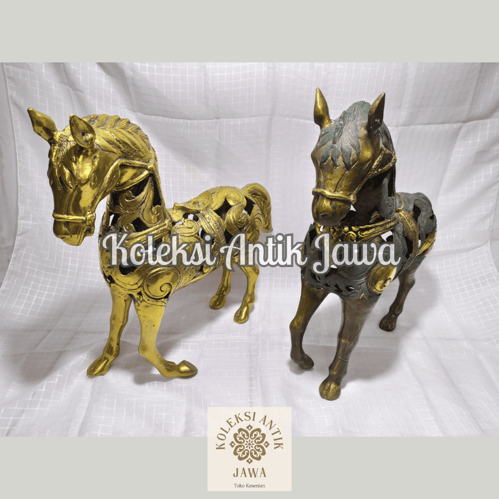 Hiasan Patung Kuda Kuningan