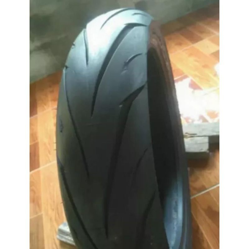 IRC Exato 150/60 ring 17 Tubeless Belakang MOGE