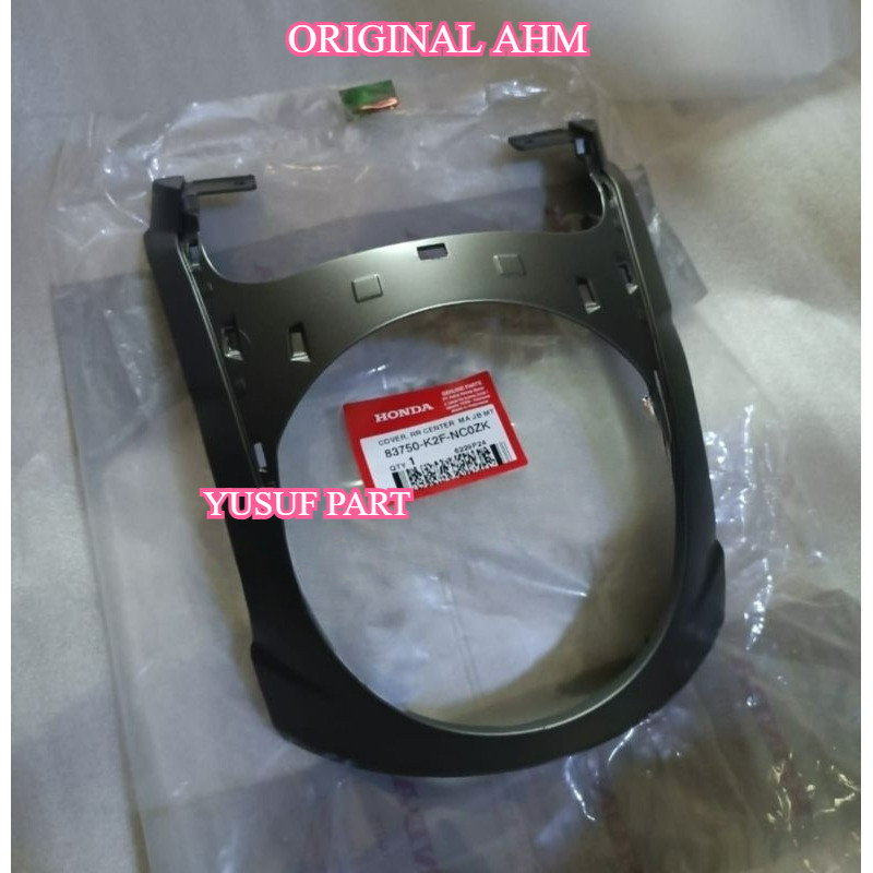 83750-K2F-NC0...COVER RR CENTER HONDA SCOOPY FI K2FP...ORI AHM