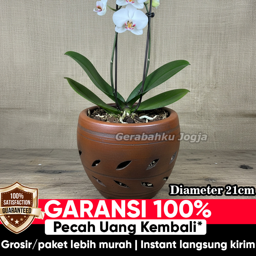 Gerabahku Jogja | Pot Bunga Tanah Liat Gentong Bulat Besar Diameter 21 cm Lubang Aerasi Samping Bawa