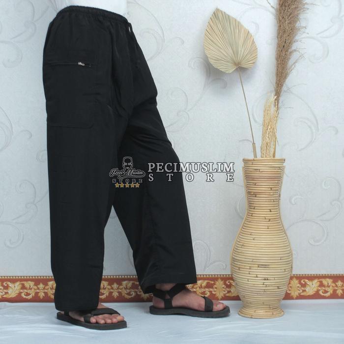 Celana Sirwal Komprang Pangsi Silat Muslim Pria Dewasa - Hitam, S