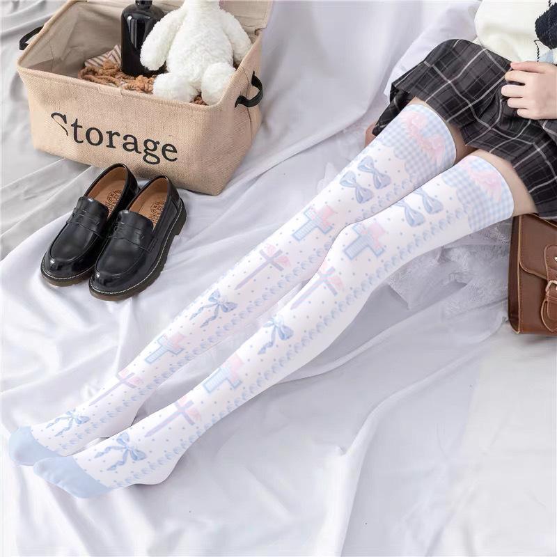 [Si Yun Ge] Stoking tipis untuk wanita kaus kaki beludru putih panjang di atas lutut anime lucu